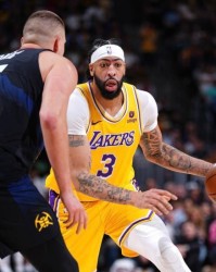 领先20分仍被逆转！洛杉矶湖人，极致绝望